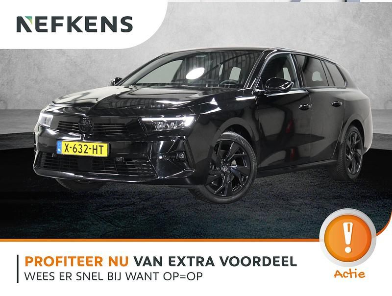 Zwart Gebruikt 2023 Opel Astra Stationwagen | € 24.925 (Eerlijke prijs) - Afbeelding 1/4