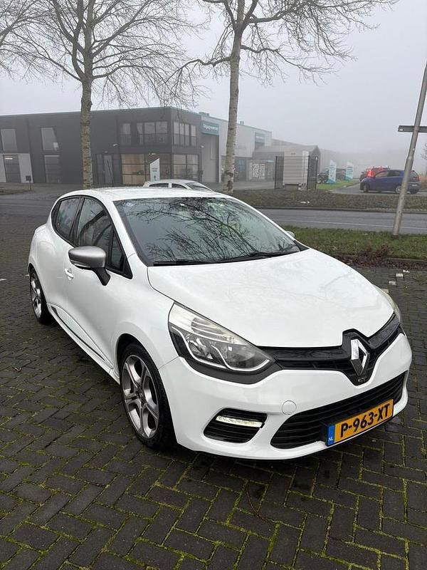 Wit Gebruikt 2014 Renault Clio IV GT Hatchback | € 6.750 (Super prijs) - Afbeelding 1/4