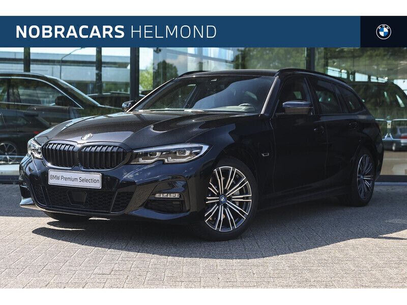 Zwart Gebruikt 2022 BMW 330e Executive Stationwagen | € 38.950 (Eerlijke prijs) - Afbeelding 1/4