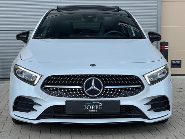 Occasion Mercedes A180 AMG 136 PK (100 kW) 2022 Wit, metallic lak Hatchback