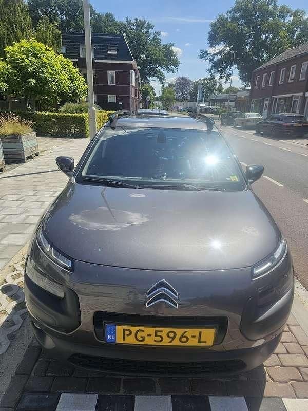 Grijs Gebruikt 2017 Citroën C4 Cactus PureTech Hatchback | € 6.999 (Super prijs) - Afbeelding 1/4