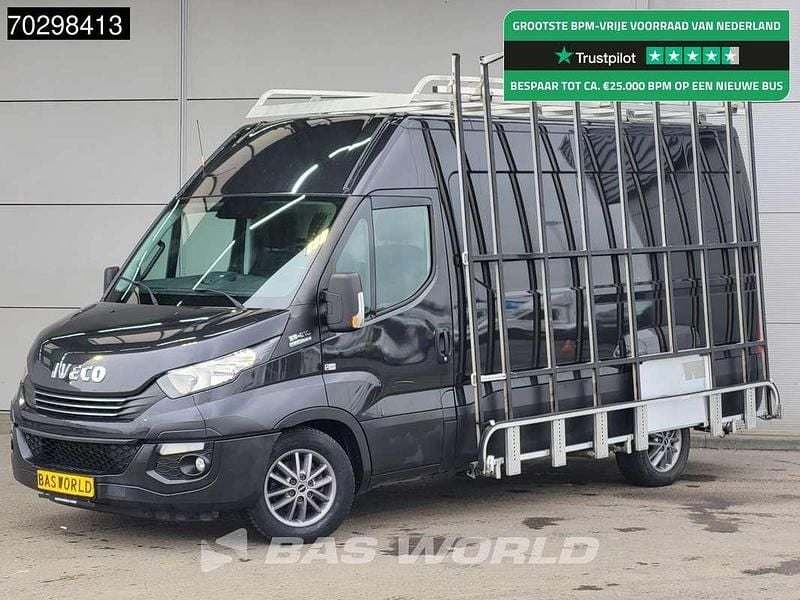 Zwart Gebruikt 2017 Iveco Daily Van | € 21.900 (Eerlijke prijs) - Afbeelding 1/3
