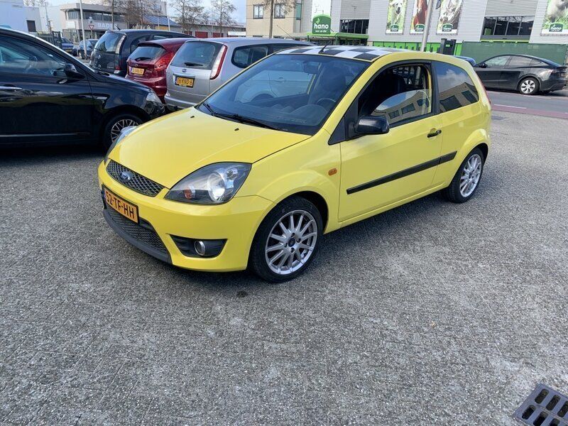Geel Gebruikt 2006 Ford Fiesta Ultimate Hatchback | € 3.950 (Duur) - Afbeelding 1/4