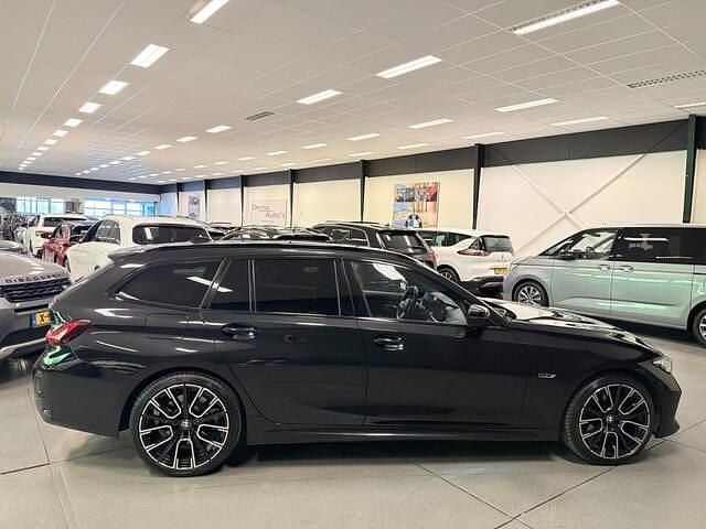 Occasion BMW 330 M Sport 291 PK (214 kW) 2022 Zwart Stationwagen
