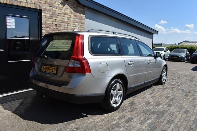 Occasion Volvo V70 Momentum 146 PK (107 kW) 2009 Grijs Stationwagen