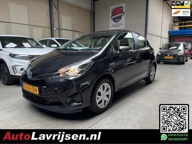 Zwart Gebruikt 2019 Toyota Yaris Active Hatchback | € 15.950 (Eerlijke prijs) - Afbeelding 1/4