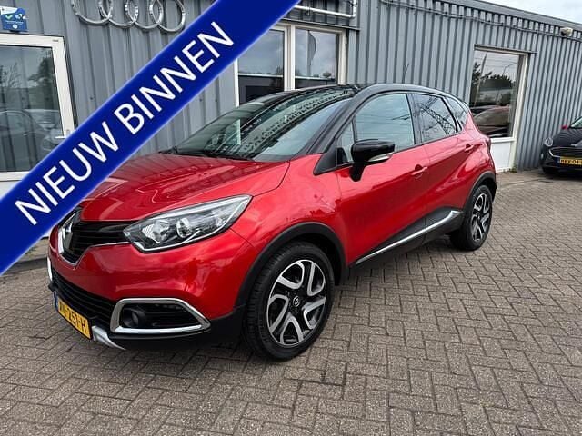 Rood, metallic lak Gebruikt 2014 Renault Captur SUV | € 8.750 (Eerlijke prijs) - Afbeelding 1/4