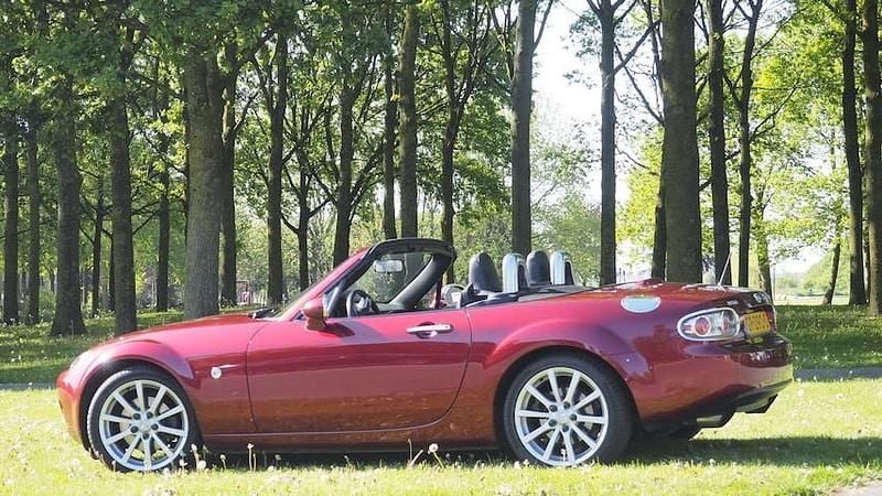 Occasion Mazda MX5 Exclusive 2006 Rood (metallic) Cabriolet