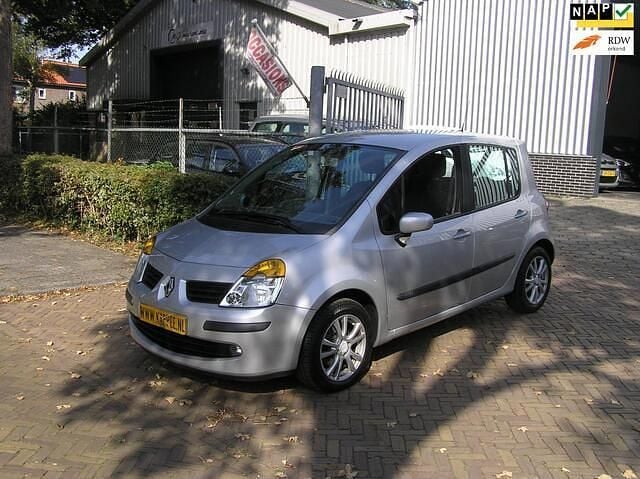 Grijs Gebruikt 2006 Renault Modus Dynamique MPV | € 2.550 (Goede deal) - Afbeelding 1/4