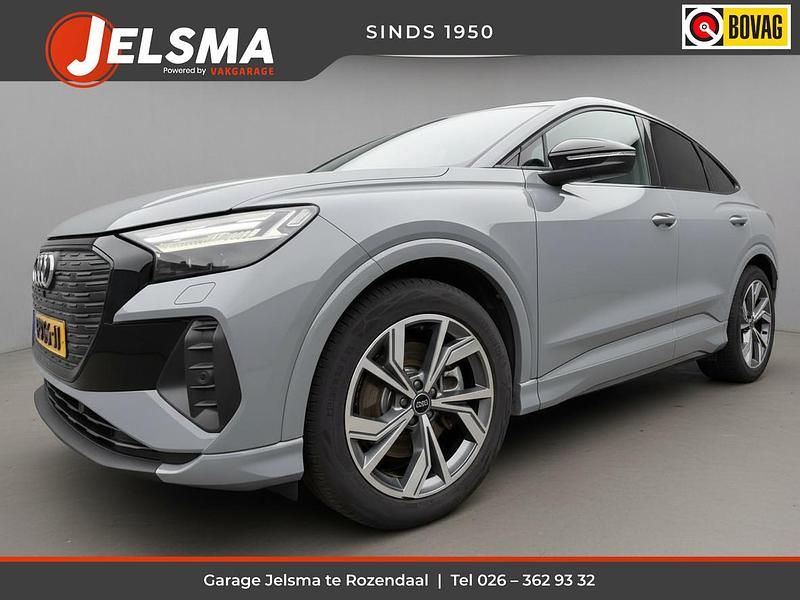 Grijs Occasion 2022 Audi Q4 e-tron Advanced Plus SUV | € 25.000 (Eerlijke prijs) - Afbeelding 1/4