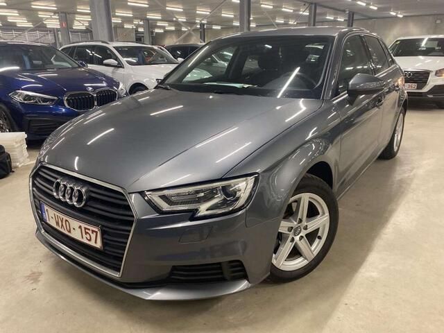 Grijs Gebruikt 2019 Audi A3 Sportback Premium Sedan | € 18.490 (Eerlijke prijs) - Afbeelding 1/3