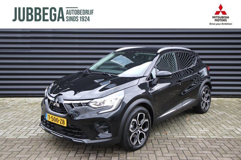 Zwart Gebruikt 2023 Mitsubishi ASX Edition SUV | € 29.395 (Eerlijke prijs) - Afbeelding 1/4