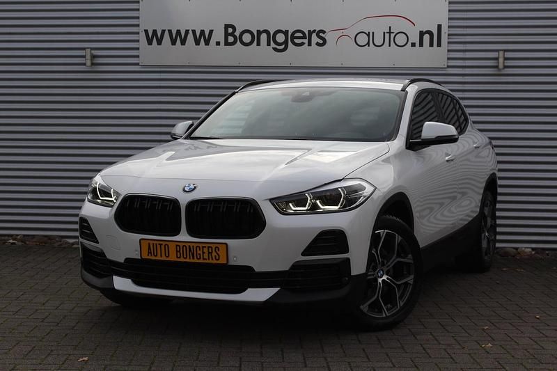 Wit Gebruikt 2022 BMW X2 Executive SUV | € 27.950 (Eerlijke prijs) - Afbeelding 1/4
