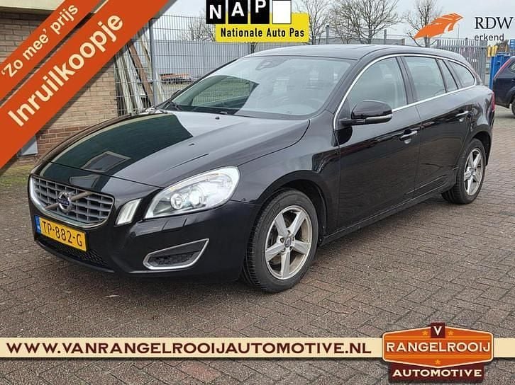 Occasion 2011 Volvo V60 Summum Stationwagen | € 2.995 (Super prijs) - Afbeelding 1/4