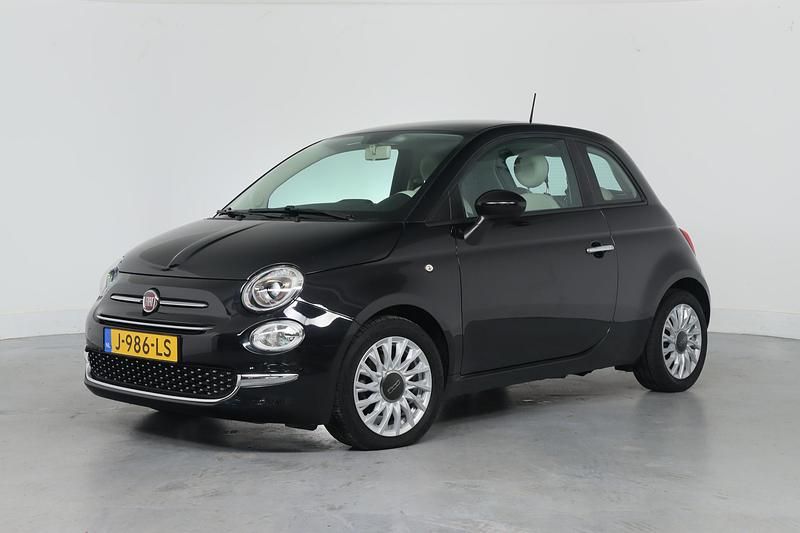 Zwart Occasion 2020 Fiat 500 Lounge Hatchback | € 12.395 (Eerlijke prijs) - Afbeelding 1/4