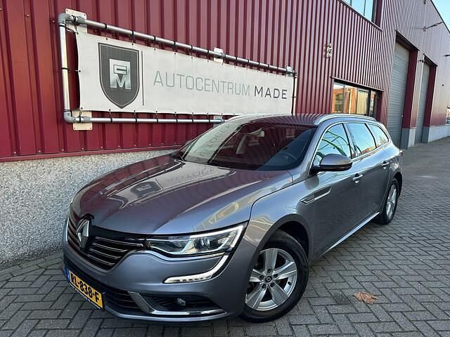 Grijs Occasion 2017 Renault Talisman Zen Stationwagen | € 12.950 (Eerlijke prijs) - Afbeelding 1/4