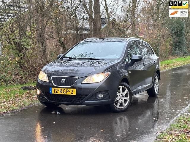 Grijs Gebruikt 2011 Seat Ibiza ST Ecomotive Stationwagen | € 1.750 (Eerlijke prijs) - Afbeelding 1/4