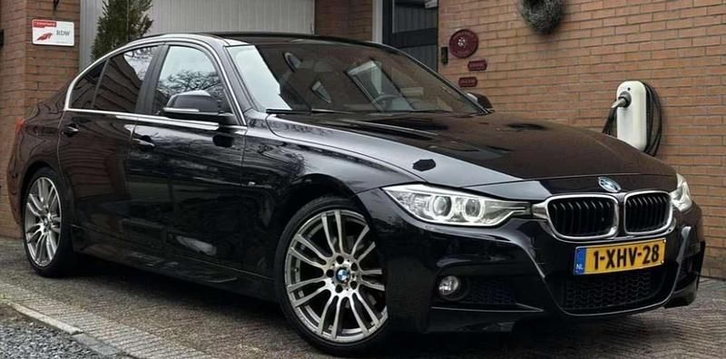 Occasion BMW 320 Executive 184 PK (135 kW) 2014 Zwart Sedan