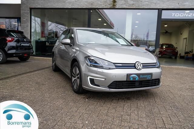 Occasion VW e-Golf 100 kW (136 PK) 2018 Zilver Hatchback