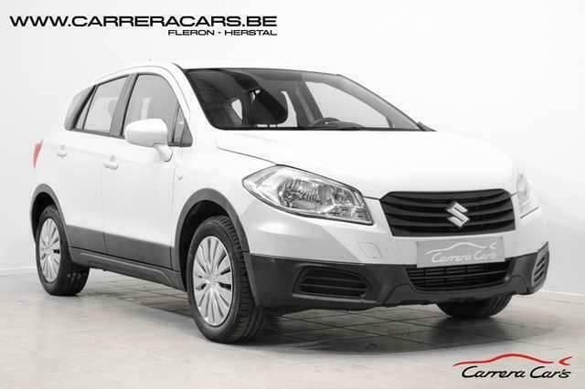Wit Gebruikt 2015 Suzuki SX4 S-Cross GL SUV | € 10.450 - Afbeelding 1/4