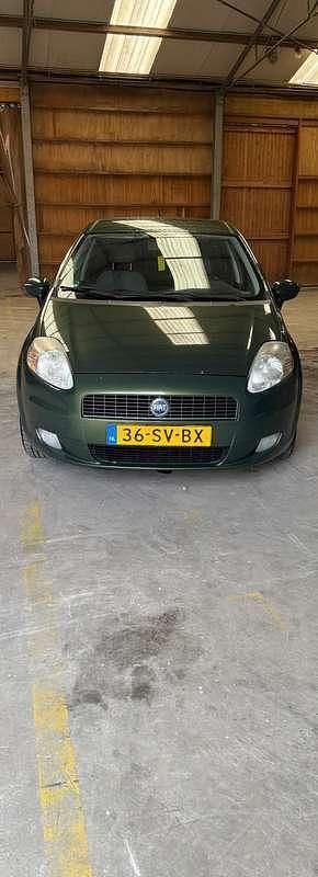 Occasion Fiat Grande Punto 77 PK (56 kW) 2006 Groen Hatchback