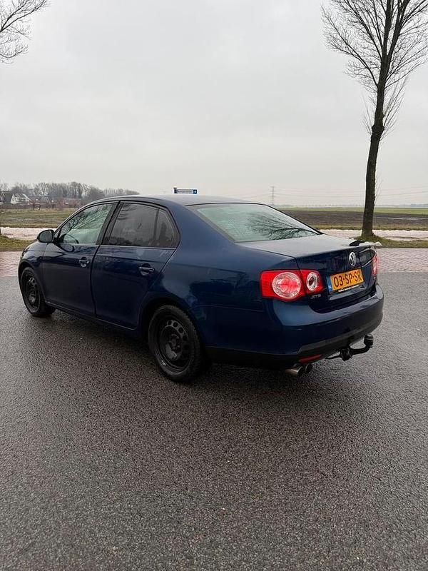 Occasion 2006 VW Jetta | € 1.150 (Goede deal) - Afbeelding 1/4