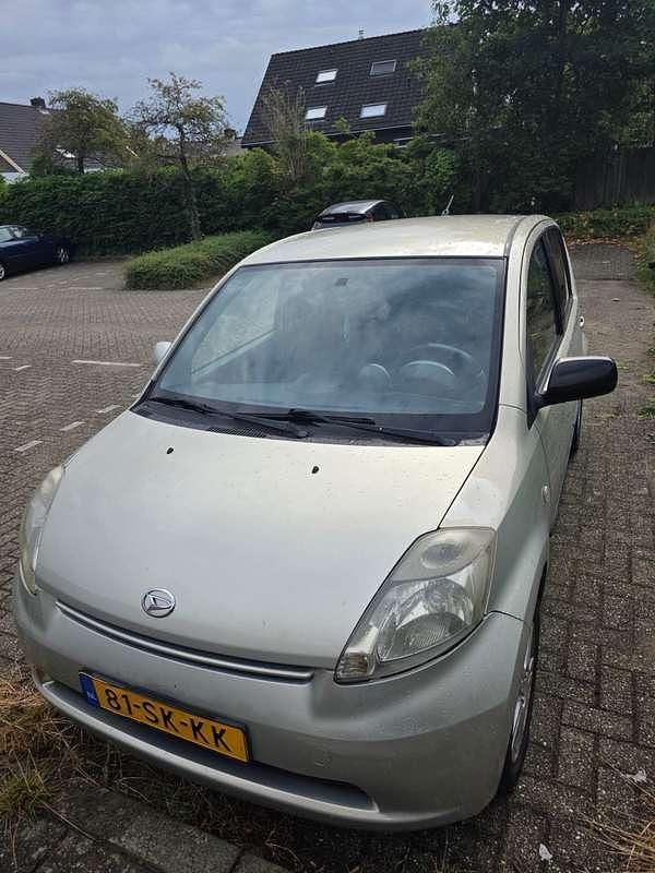 Beige Gebruikt 2006 Daihatsu Sirion Hatchback | € 1.300 (Eerlijke prijs) - Afbeelding 1/3