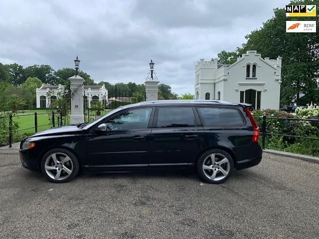 Zwart Occasion 2011 Volvo V70 Stationwagen | € 5.950 (Goede deal) - Afbeelding 1/4