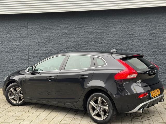 Occasion Volvo V40 R-Design 189 PK (139 kW) 2014 Zwart Stationwagen