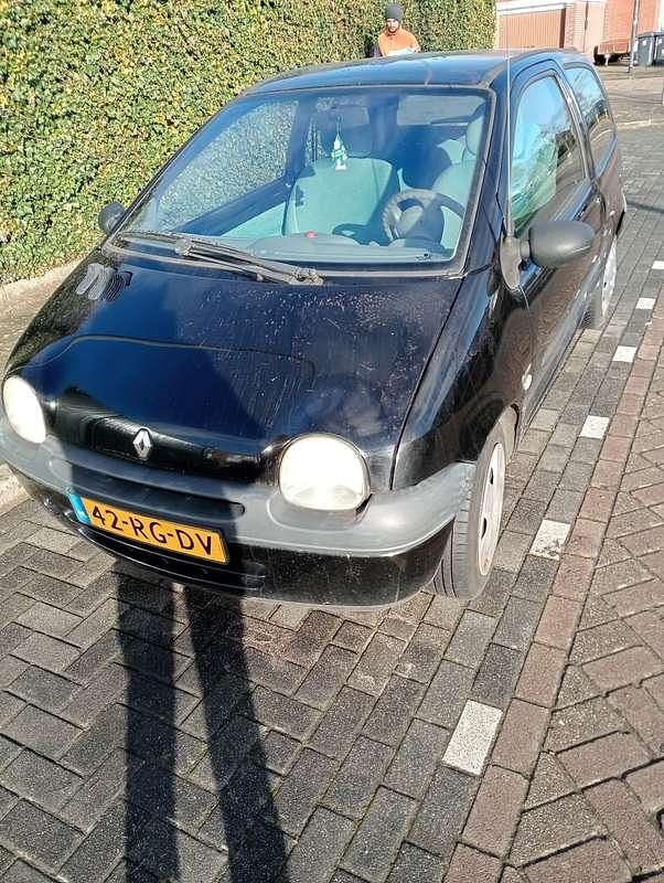 Zwart Occasion 2005 Renault Twingo Hatchback | € 900 (Goede deal) - Afbeelding 1/3
