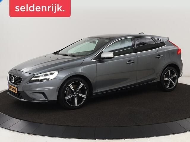 Grijs Gebruikt 2019 Volvo V40 R-Design Stationwagen | € 19.900 (Eerlijke prijs) - Afbeelding 1/4