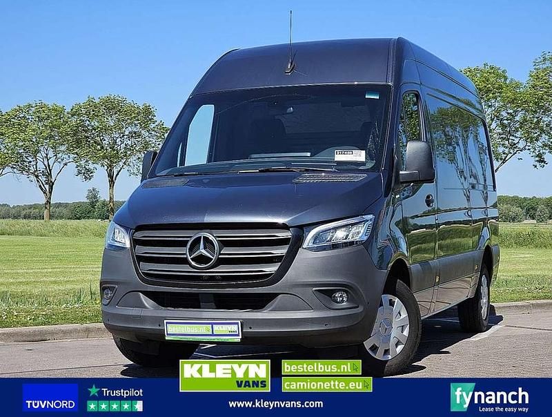Grijs Gebruikt 2023 Mercedes Sprinter Van | € 22.450 (Super prijs) - Afbeelding 1/3