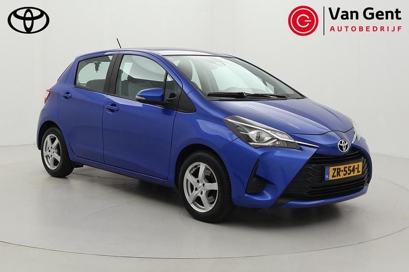 Occasion Toyota Yaris Active 112 PK (82 kW) 2019 Blauw Hatchback
