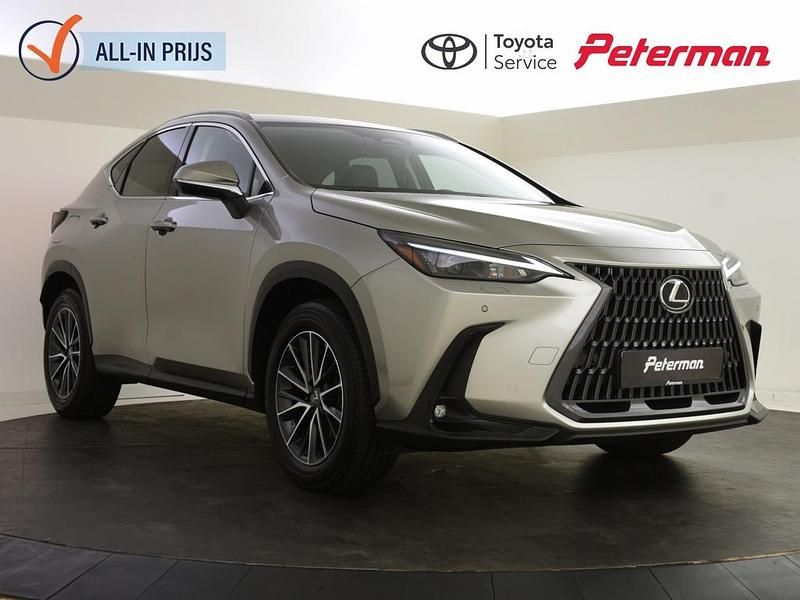 Grijs Gebruikt 2024 Lexus NX450h+ Luxury Line SUV | € 58.899 (Eerlijke prijs) - Afbeelding 1/4