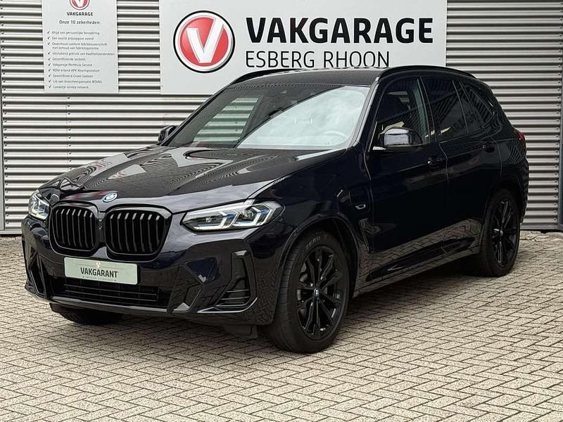 Zwart Gebruikt 2021 BMW X3 Executive SUV | € 46.950 (Eerlijke prijs) - Afbeelding 1/4
