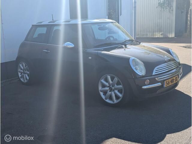 Occasion Mini Cooper 116 PK (85 kW) 2004 Zwart Hatchback