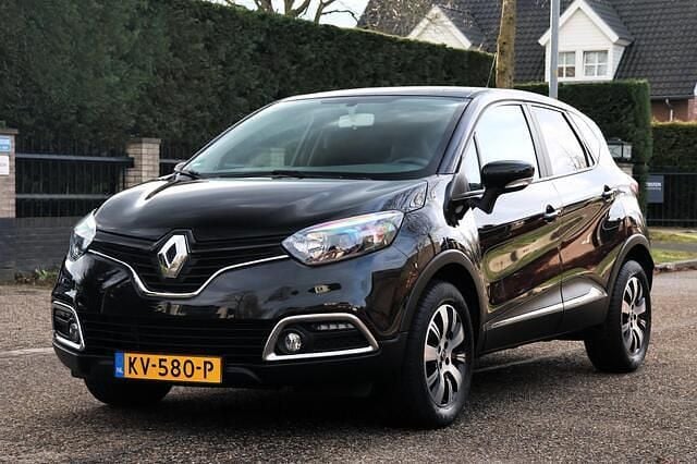 Zwart Occasion 2016 Renault Captur Dynamique SUV | € 9.945 (Goede deal) - Afbeelding 1/4