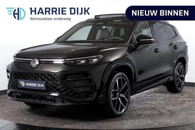 Zwart Nieuw 2025 VW Tayron R-line Edition SUV | € 59.995 (Super prijs) - Afbeelding 1/4