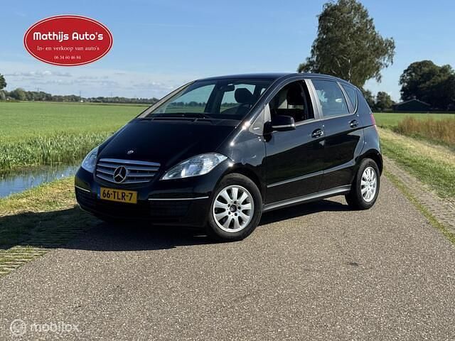 Zwart Gebruikt 2012 Mercedes A160 Classic MPV | € 3.950 (Eerlijke prijs) - Afbeelding 1/4