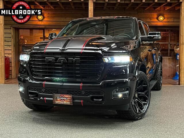 Zwart Nieuw 2024 Dodge Ram Pickup | € 59.950 - Afbeelding 1/4