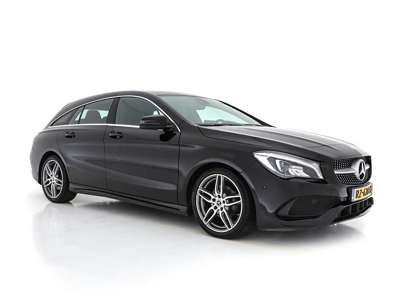Zwart Gebruikt 2018 Mercedes CLA180 Business Sedan | € 17.345 (Eerlijke prijs) - Afbeelding 1/4