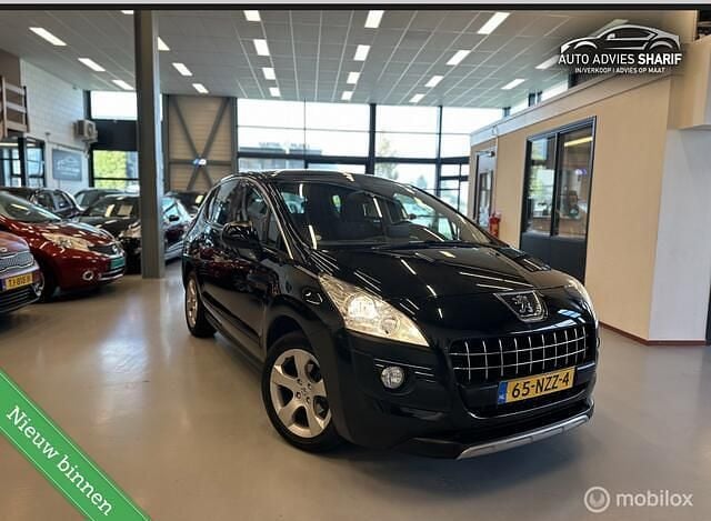 Zwart Gebruikt 2011 Peugeot 3008 MPV | € 3.995 (Goede deal) - Afbeelding 1/4