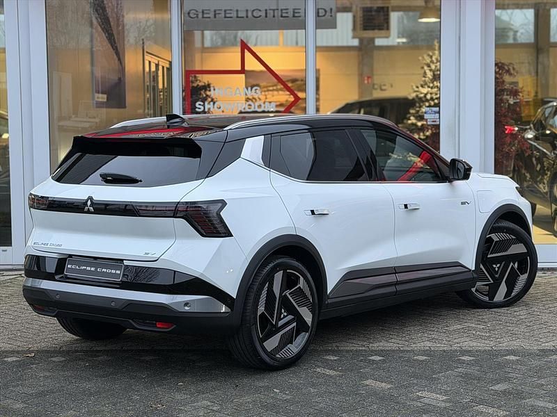 Nieuw Mitsubishi Eclipse Intense+ 217 PK (159 kW) 2026 Crystal white  two tone (wit metallic) SUV
