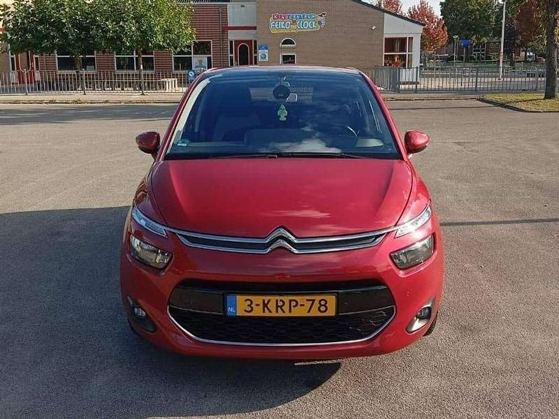 Rood Gebruikt 2013 Citroën C4 Picasso Intensive MPV | € 5.000 (Eerlijke prijs) - Afbeelding 1/4