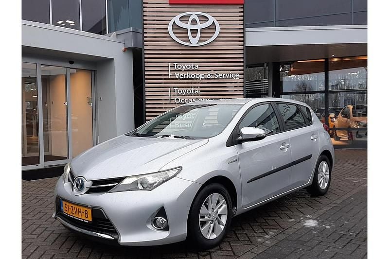 Occasion Toyota Auris Hybrid 136 PK (100 kW) 2013 Grijs Hatchback