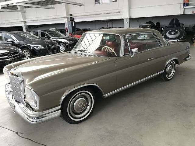 Occasion Mercedes 280 SE 160 PK (117 kW) 1967 Grijsgrau Coupé