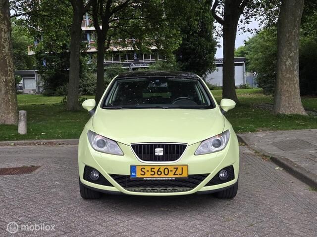 Groen Gebruikt 2009 Seat Ibiza SC Style Hatchback | € 4.995 (Eerlijke prijs) - Afbeelding 1/4