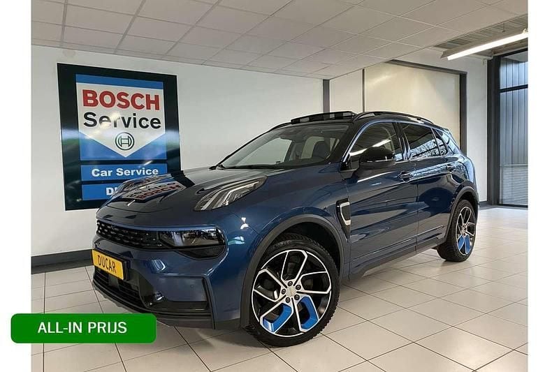 Blauw, metallic lak Gebruikt 2022 Lynk & Co 01 SUV | € 20.450 (Eerlijke prijs) - Afbeelding 1/4