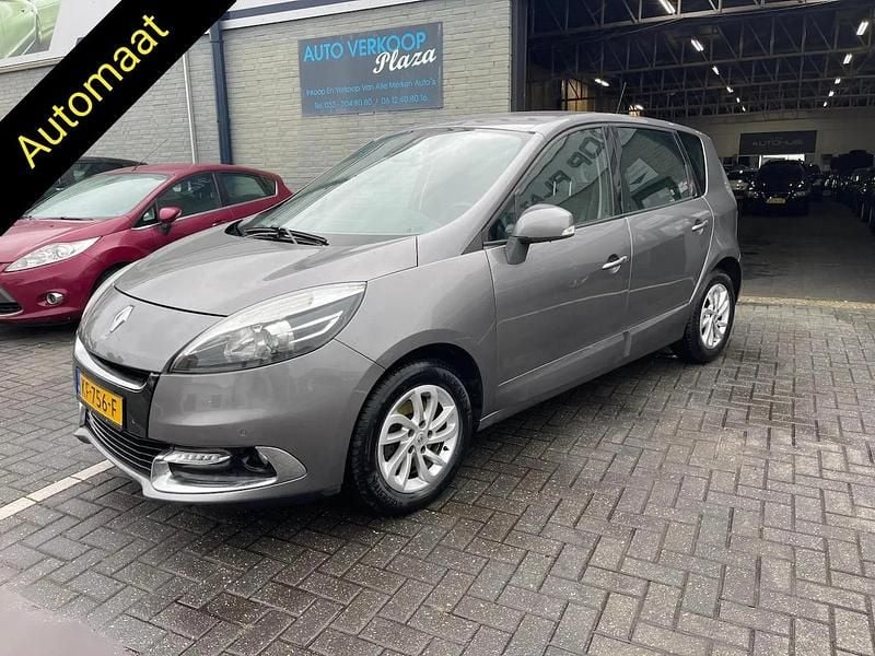 Grijs (metallic) Occasion 2013 Renault Scénic III Privilege MPV | € 2.295 (Super prijs) - Afbeelding 1/4