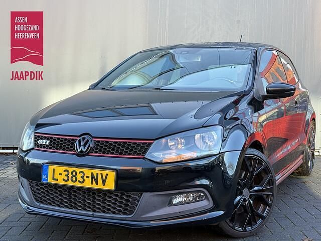 Zwart (mat) Gebruikt 2011 VW Polo GTI Hatchback | € 7.899 (Eerlijke prijs) - Afbeelding 1/4